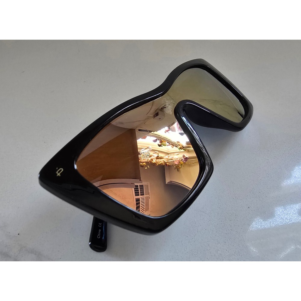 Prive Revaux Victoria II 807 Sunglasses Black Rose Gold Mirror Cat Eye Oversized